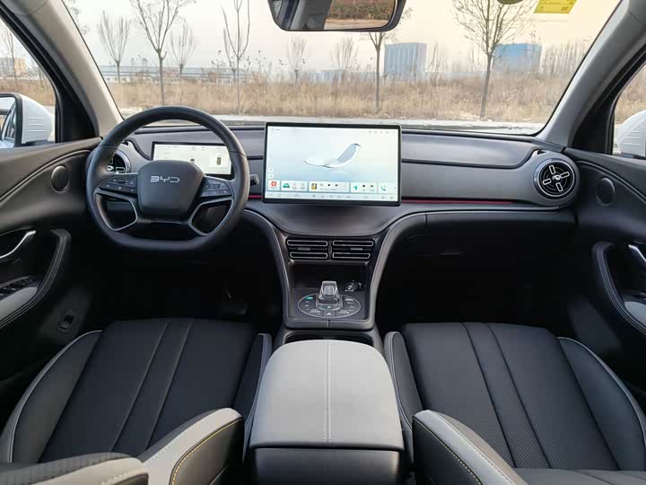 Фото 14 - BYD Sea Lion 05 DM-i Hybrid