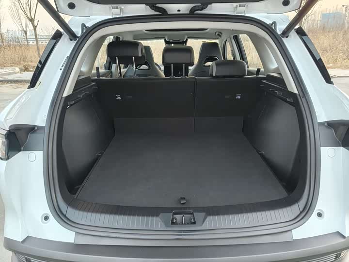 Фото 20 - BYD Sea Lion 05 DM-i Hybrid