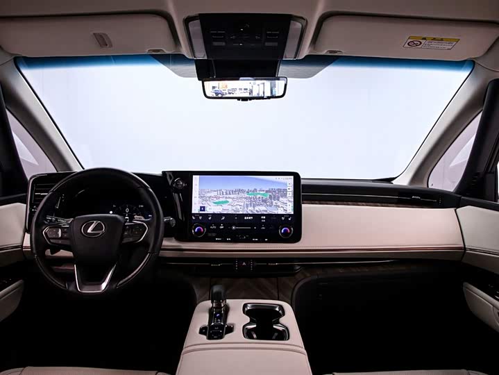 Фото 5 - Lexus LM