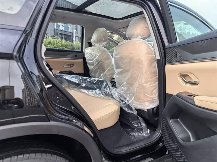 Фото 14 - BYD Song Pro Hybrid