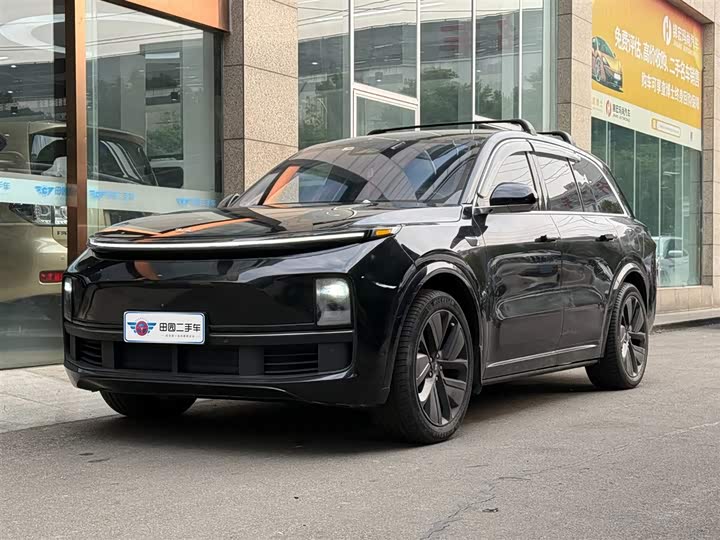 Фото 1 - LiXiang L8