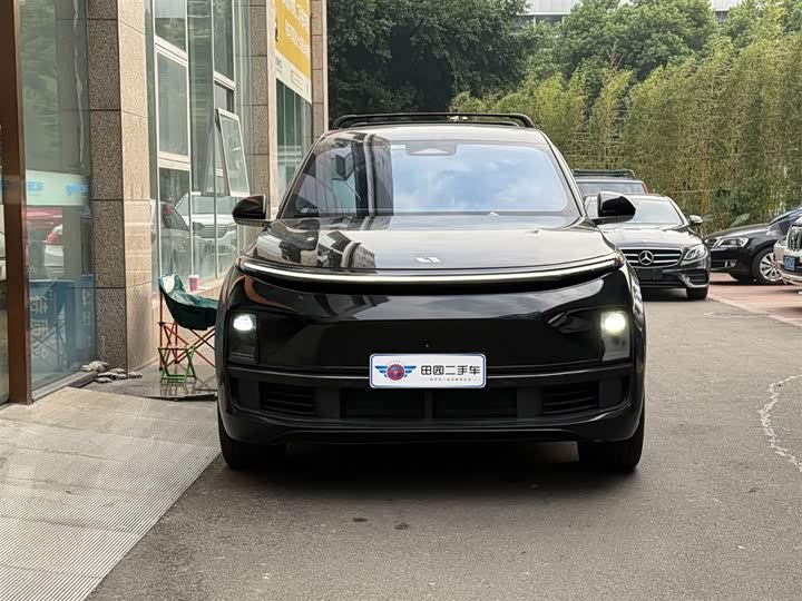 Фото 2 - LiXiang L8