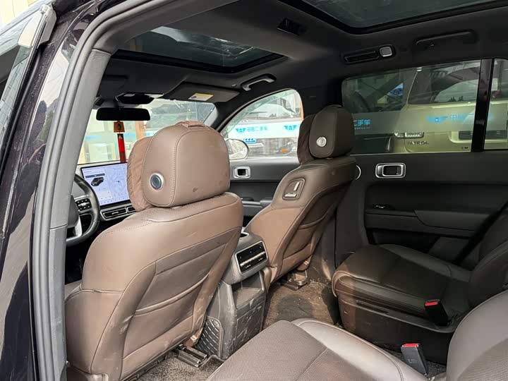 Фото 9 - LiXiang L8