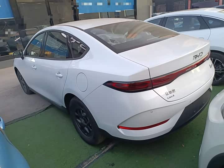 Фото 5 - BYD Qin Plus
