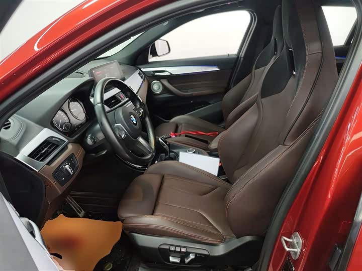 Фото 15 - BMW X2