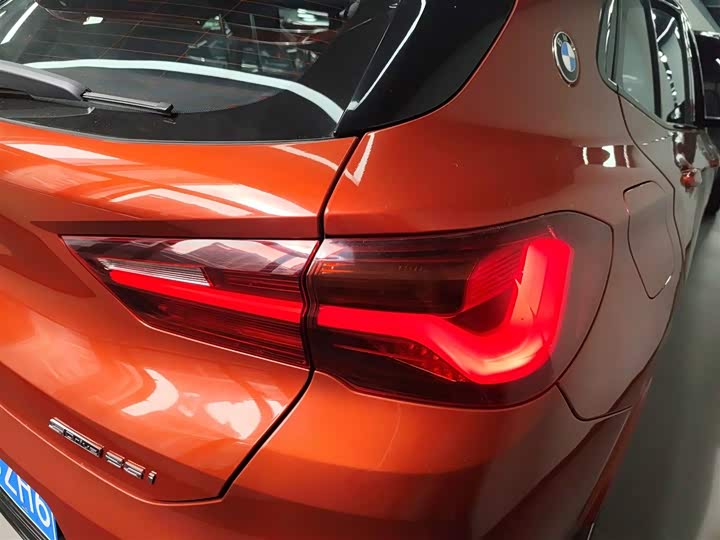 Фото 8 - BMW X2