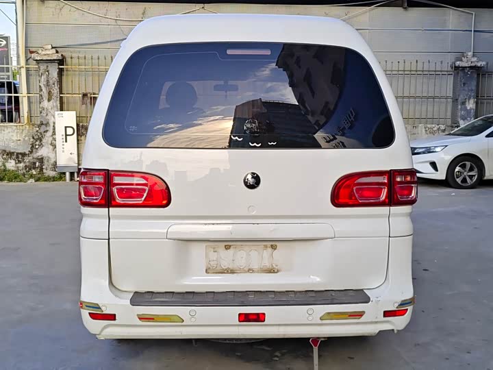 Фото 5 - Dongfeng Forthing Lingzhi M5