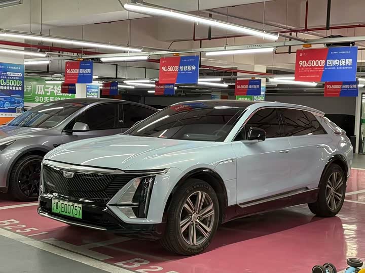 Фото 1 - Cadillac Lyriq