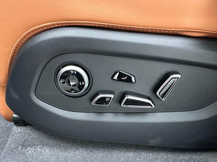 Фото 17 - Changan Qiyuan (Nevo) E07