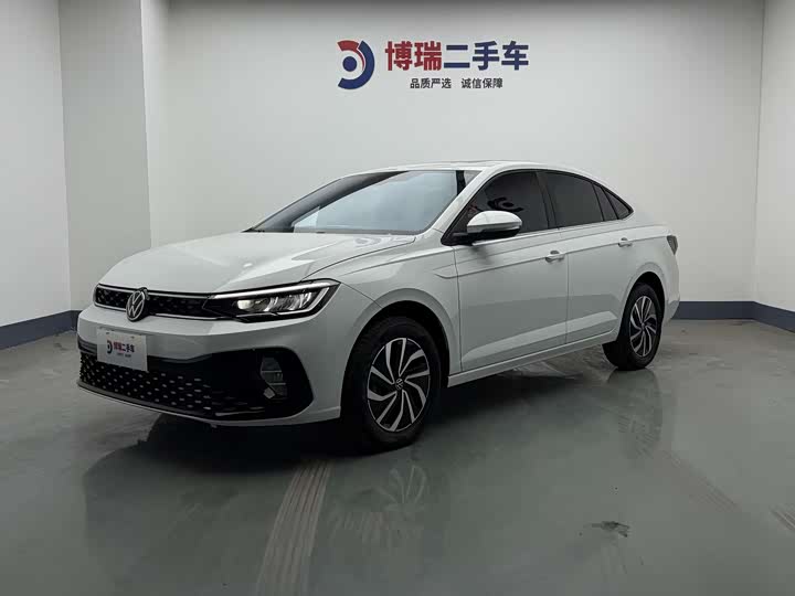 Фото 1 - Volkswagen Lavida