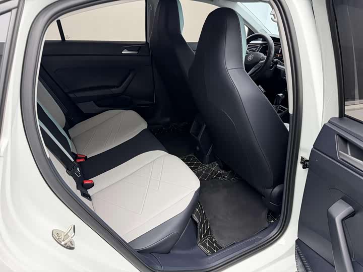 Фото 20 - Volkswagen Lavida