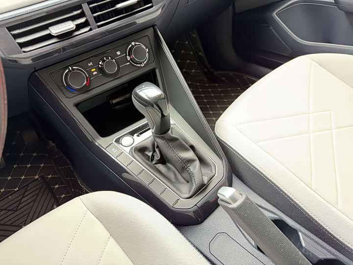 Фото 28 - Volkswagen Lavida