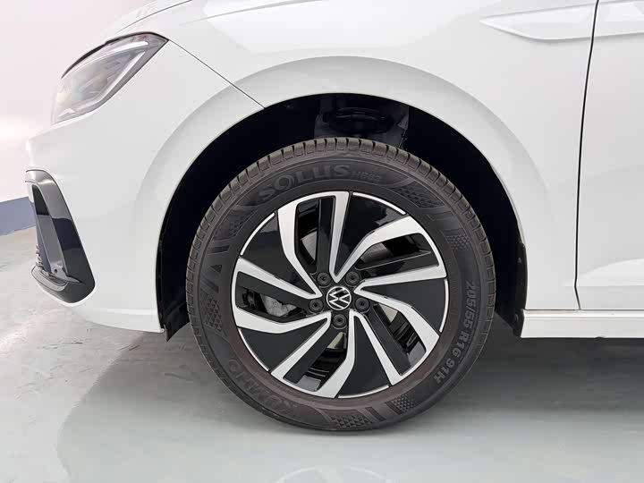 Фото 6 - Volkswagen Lavida