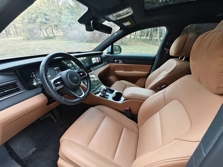 Фото 15 - LiXiang One