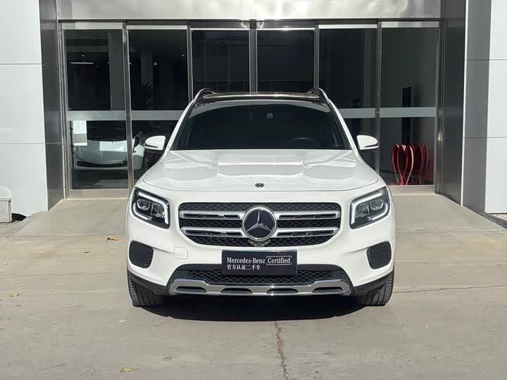 Фото 2 - Mercedes-Benz GLB-Class