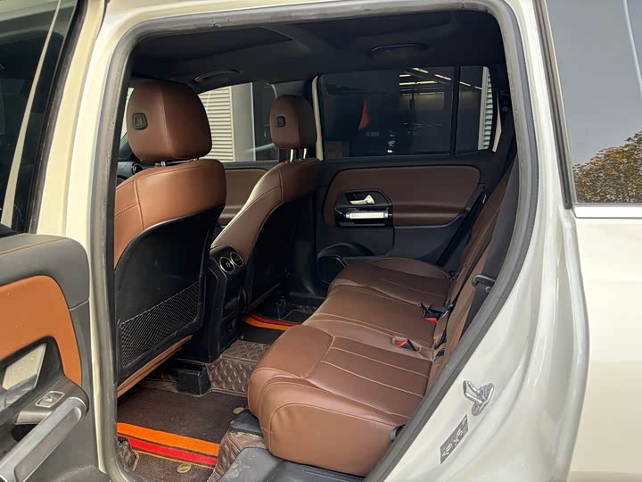 Фото 8 - Mercedes-Benz GLB-Class