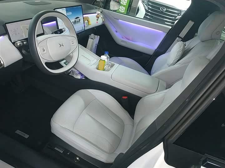 Фото 15 - XPeng F57