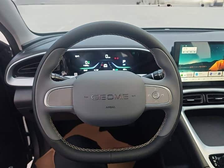 Фото 3 - Geely Galaxy Geome