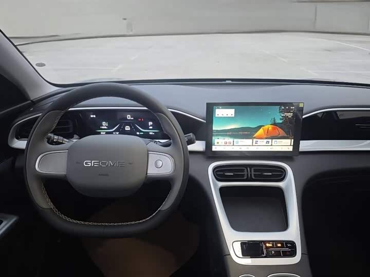 Фото 5 - Geely Galaxy Geome