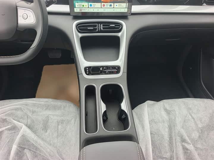 Фото 6 - Geely Galaxy Geome