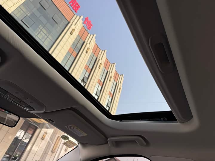 Фото 11 - Ford Escort