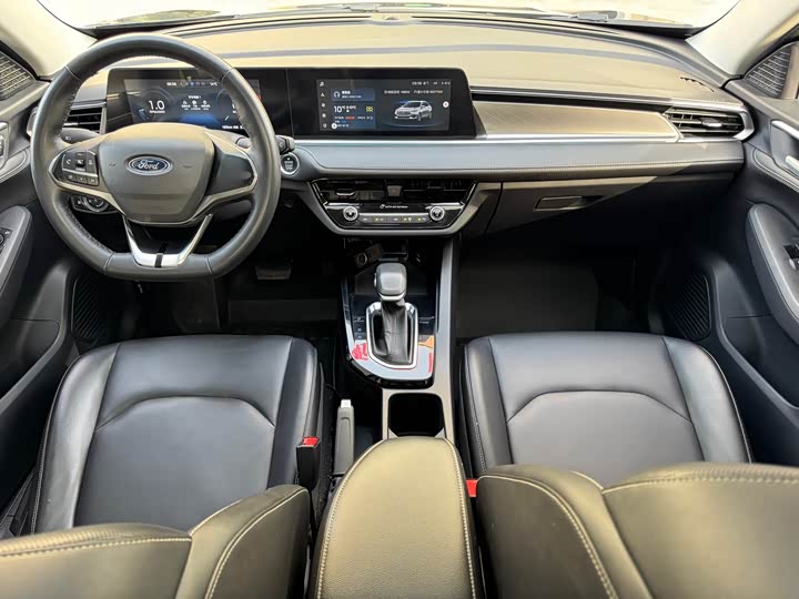 Фото 12 - Ford Escort