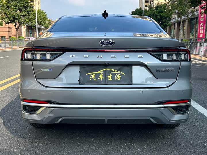 Фото 5 - Ford Mondeo