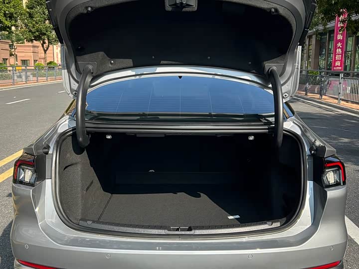 Фото 9 - Ford Mondeo