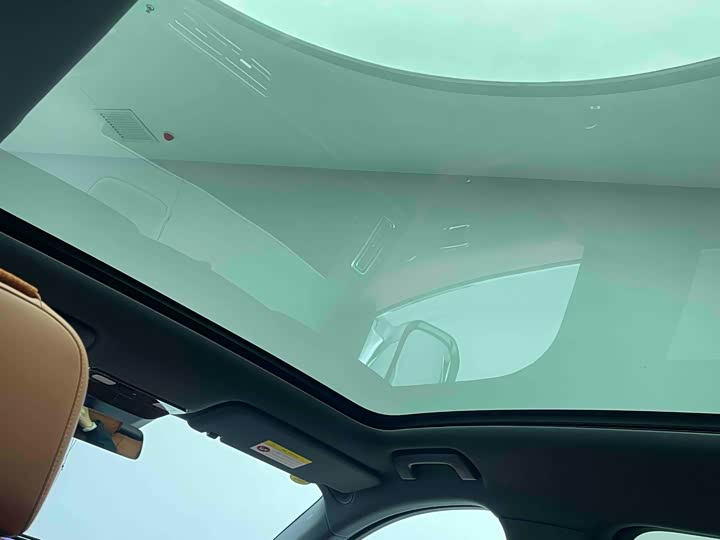 Фото 15 - LiXiang L6