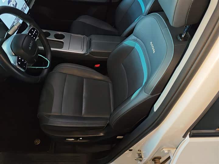 Фото 15 - GAC Aion Y