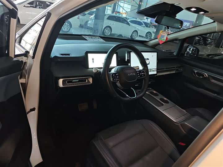 Фото 16 - GAC Aion Y