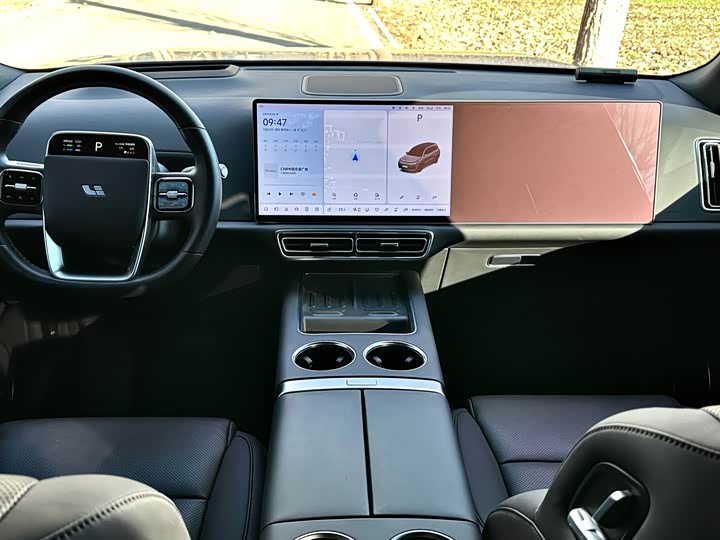 Фото 10 - LiXiang L9