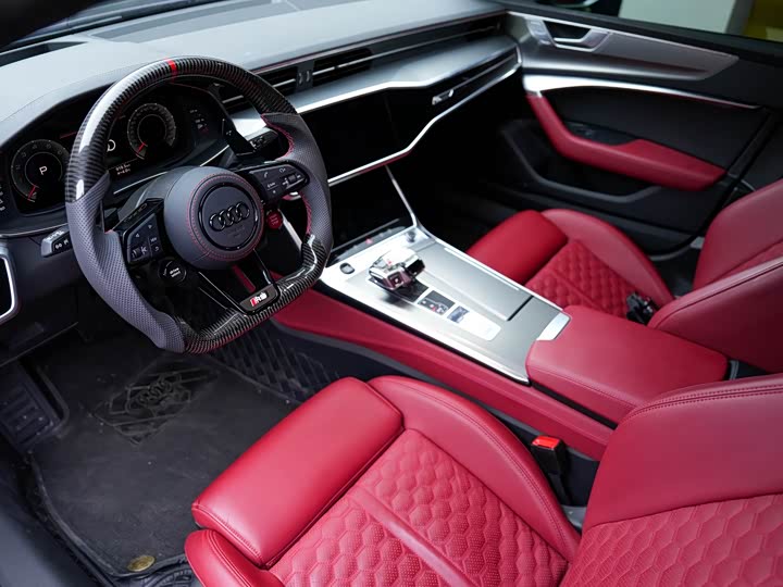 Фото 15 - Audi A7