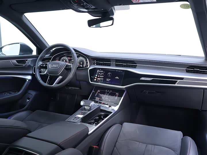 Фото 19 - Audi A6L