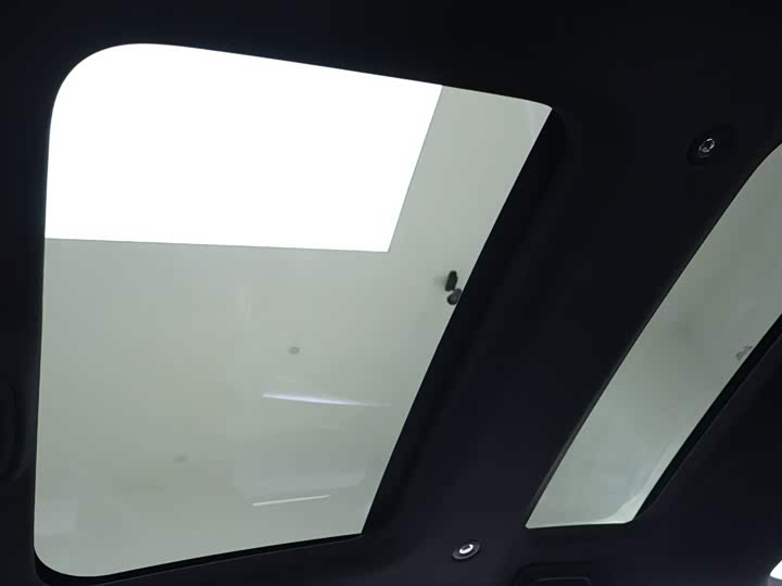 Фото 23 - Audi A6L