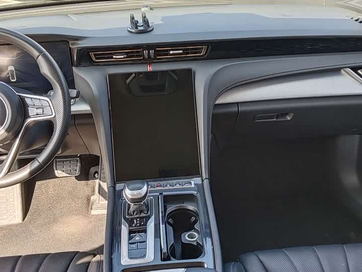 Фото 7 - Hongqi H5