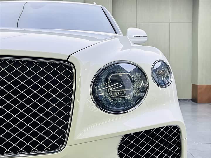 Фото 7 - Bentley Bentayga