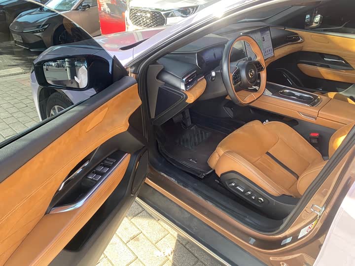 Фото 5 - Mazda EZ-6