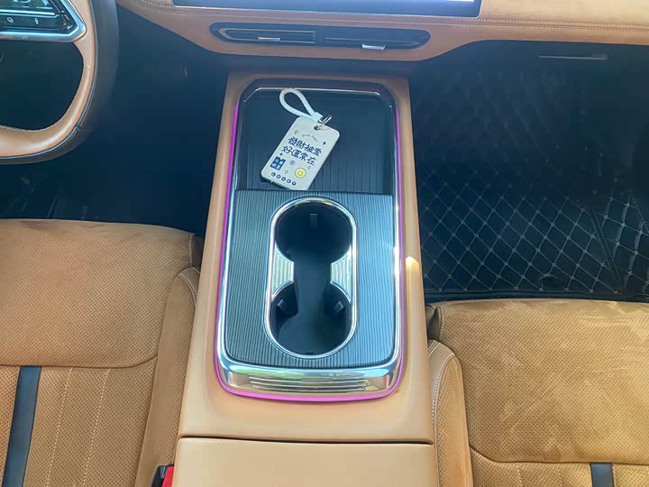 Фото 7 - Mazda EZ-6