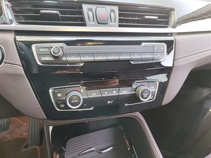 Фото 13 - BMW X1