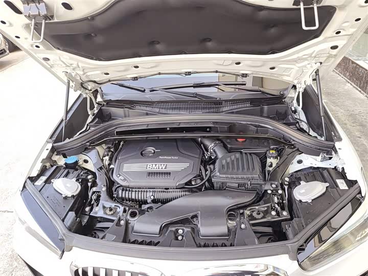 Фото 20 - BMW X1