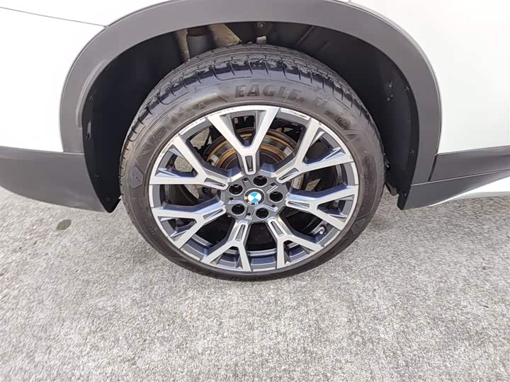 Фото 26 - BMW X1