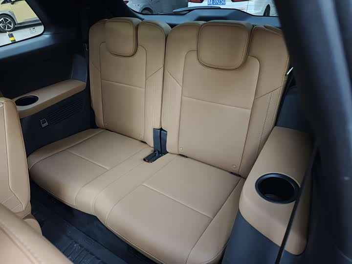 Фото 7 - LiXiang One