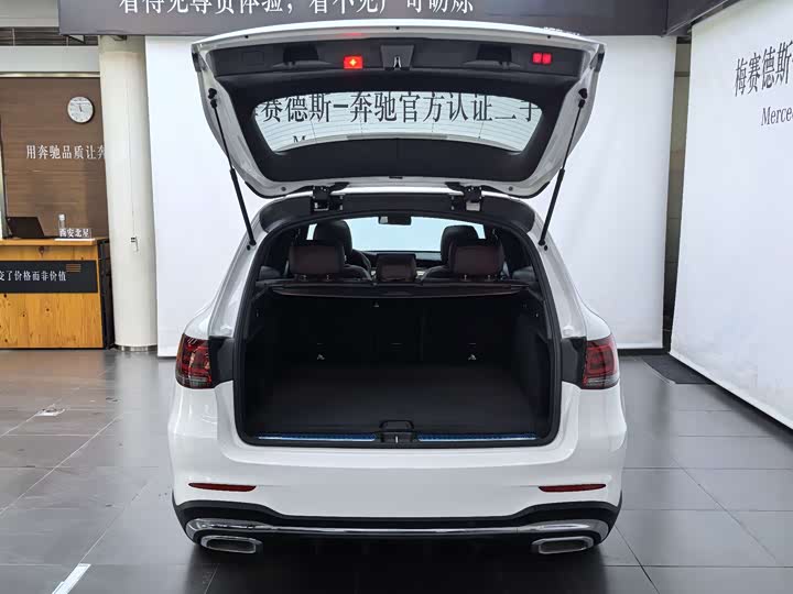 Фото 17 - Mercedes-Benz GLC-Class