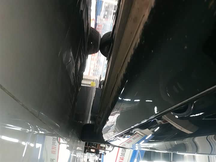 Фото 22 - Mercedes-Benz E-Class