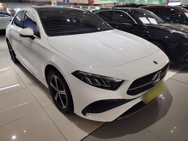 Фото 4 - Mercedes-Benz A-Class