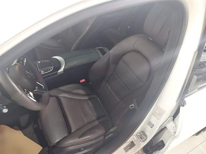 Фото 15 - Mercedes-Benz GLC-Class