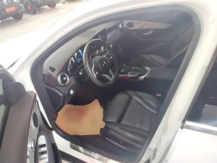 Фото 16 - Mercedes-Benz GLC-Class