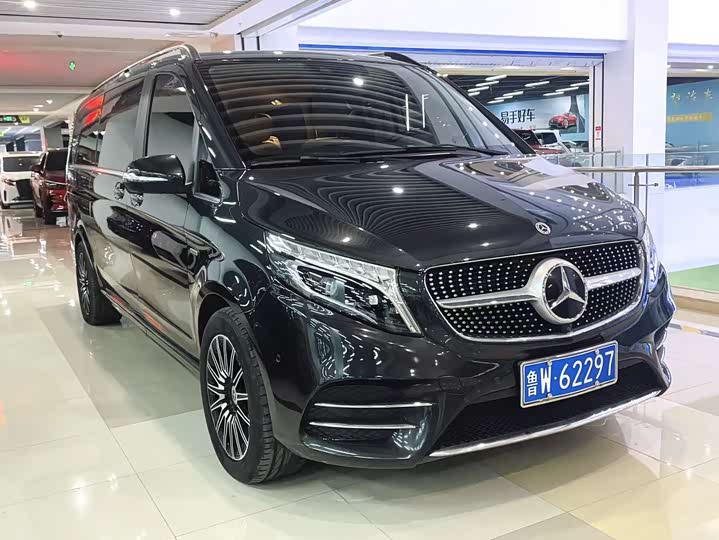 Фото 3 - Mercedes-Benz V-Class