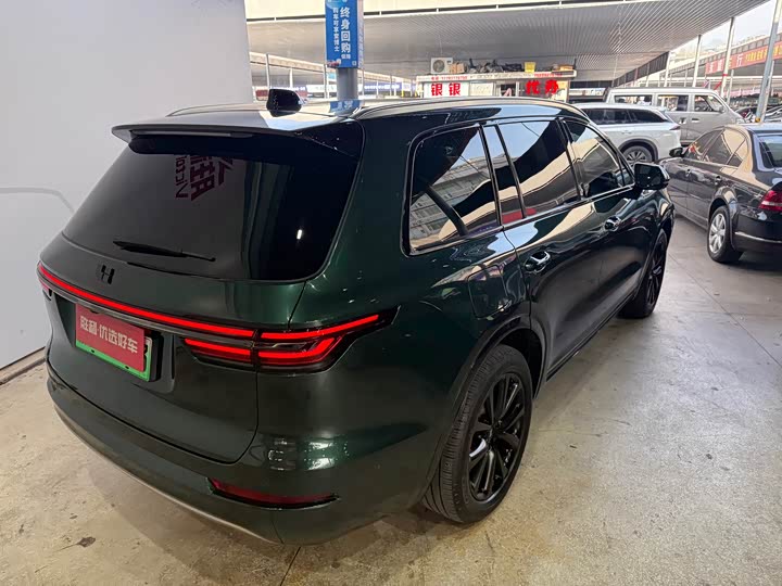 Фото 5 - LiXiang One